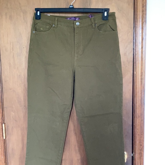 Gloria Vanderbilt Amanda juniper olive original slimming jean size 16 18 - Picture 7 of 17